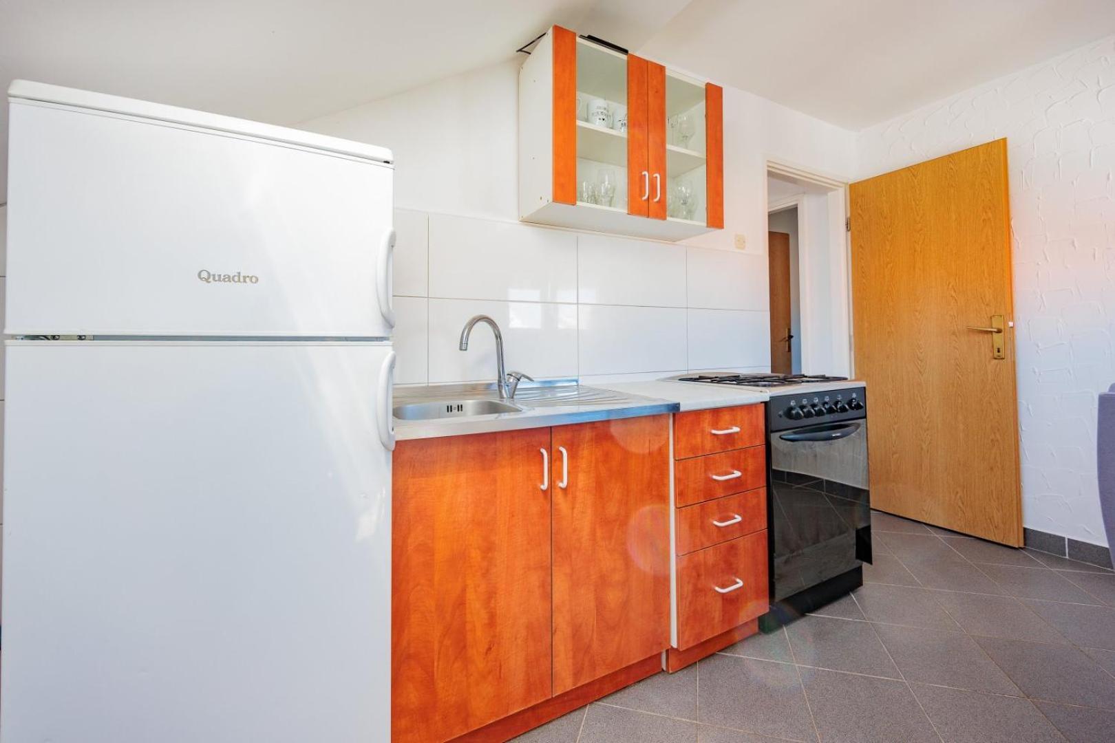 Crowonder Lucky Holiday House With Pool And Patio 30 Meters From The Beach Ζαντάρ Εξωτερικό φωτογραφία