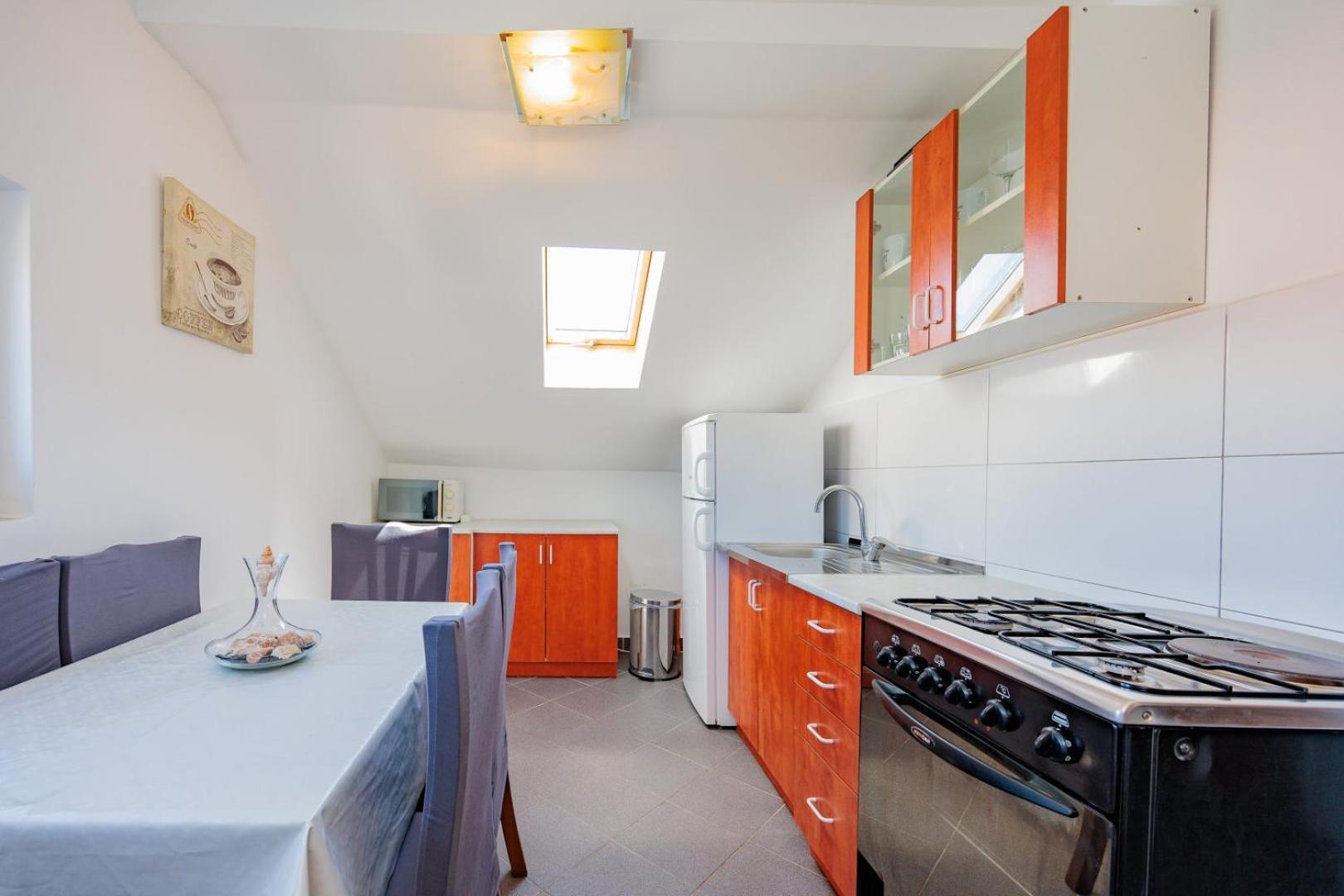 Crowonder Lucky Holiday House With Pool And Patio 30 Meters From The Beach Ζαντάρ Εξωτερικό φωτογραφία
