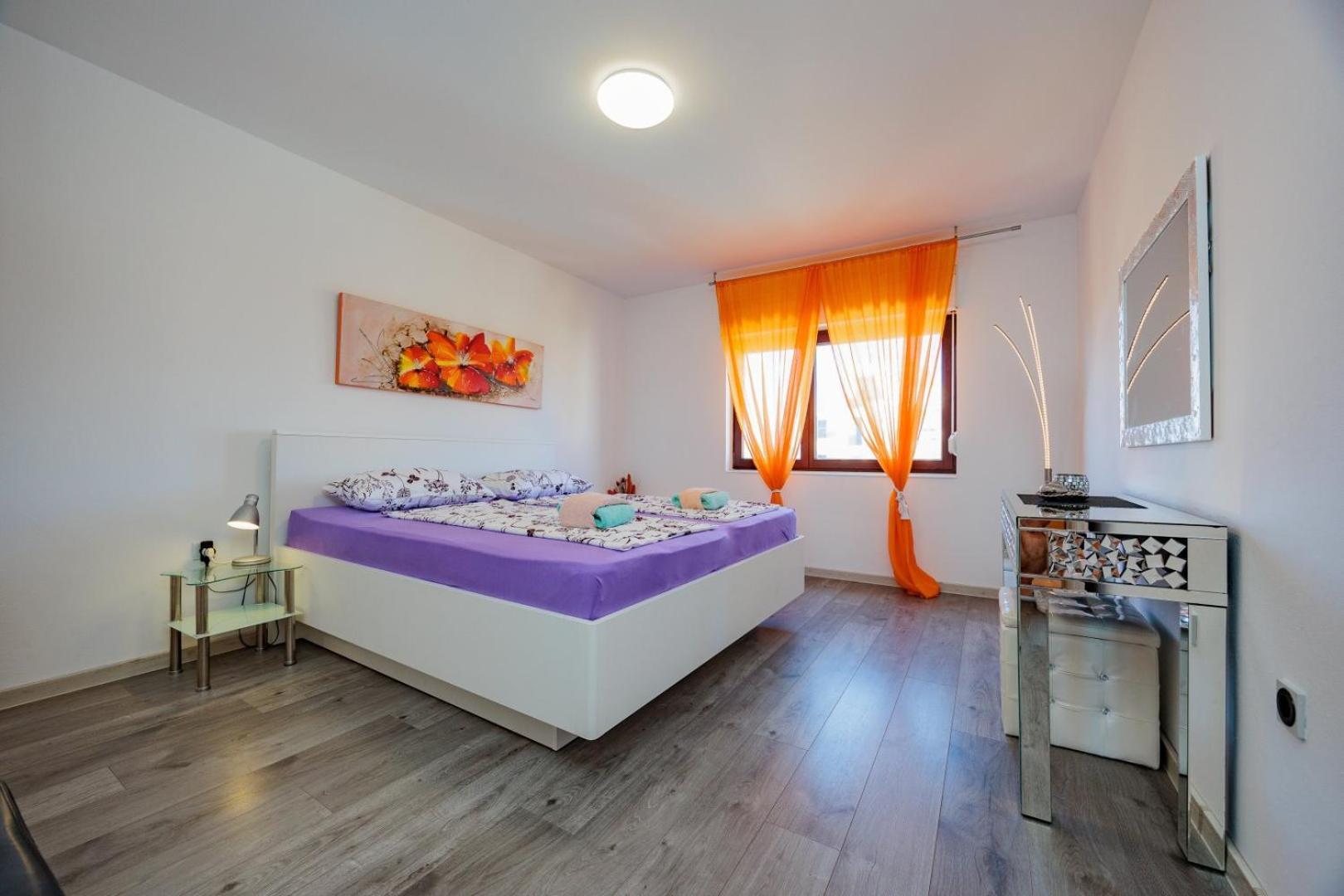Crowonder Lucky Holiday House With Pool And Patio 30 Meters From The Beach Ζαντάρ Εξωτερικό φωτογραφία