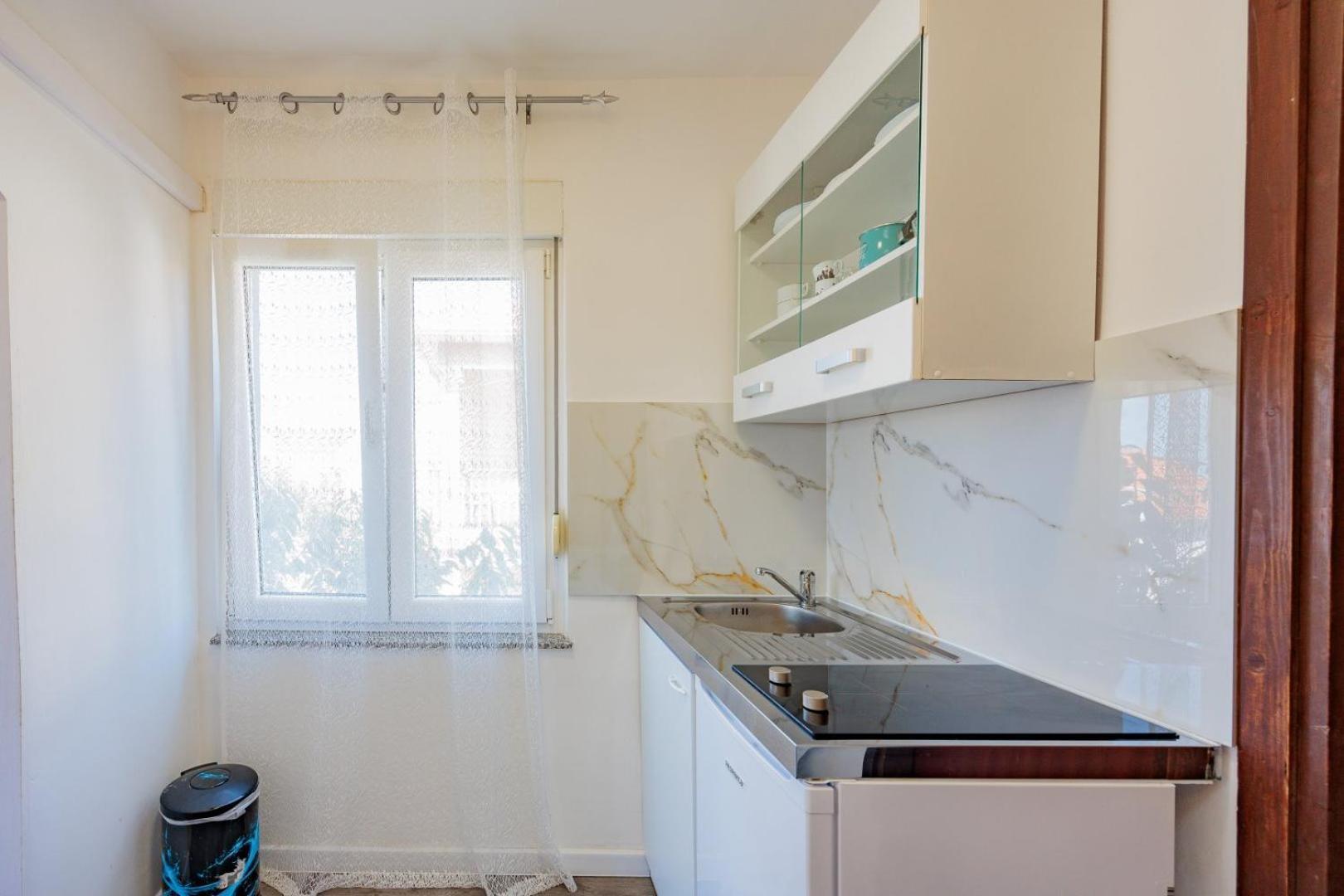 Crowonder Lucky Holiday House With Pool And Patio 30 Meters From The Beach Ζαντάρ Εξωτερικό φωτογραφία