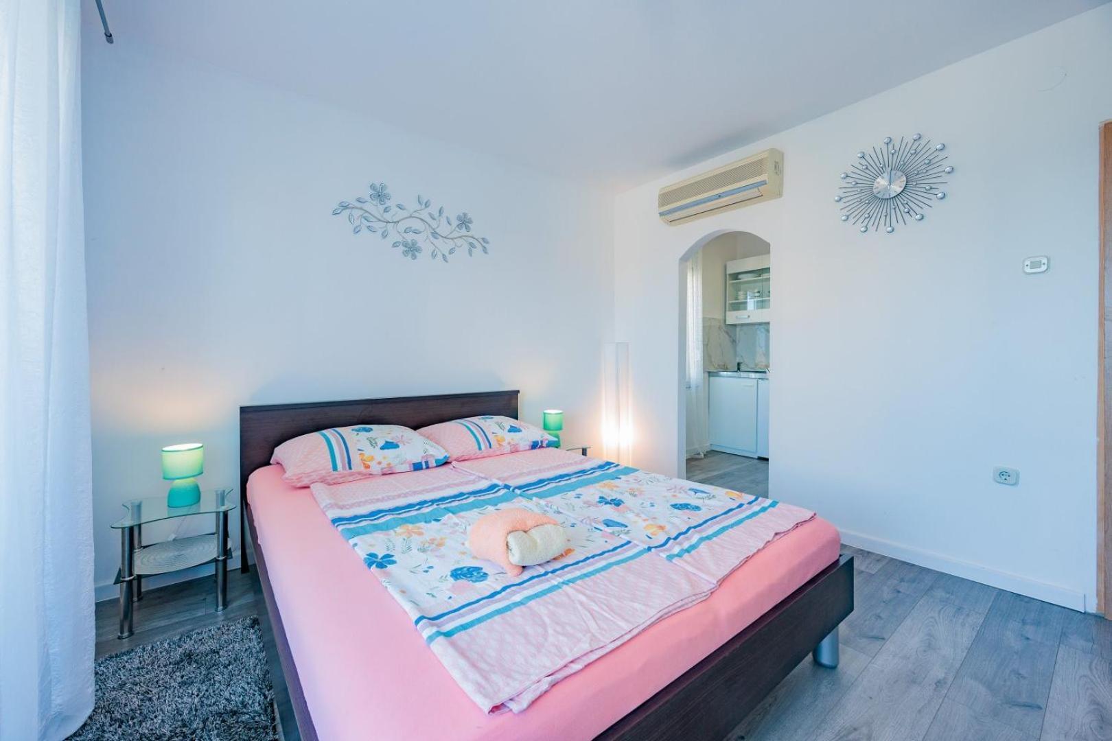 Crowonder Lucky Holiday House With Pool And Patio 30 Meters From The Beach Ζαντάρ Εξωτερικό φωτογραφία
