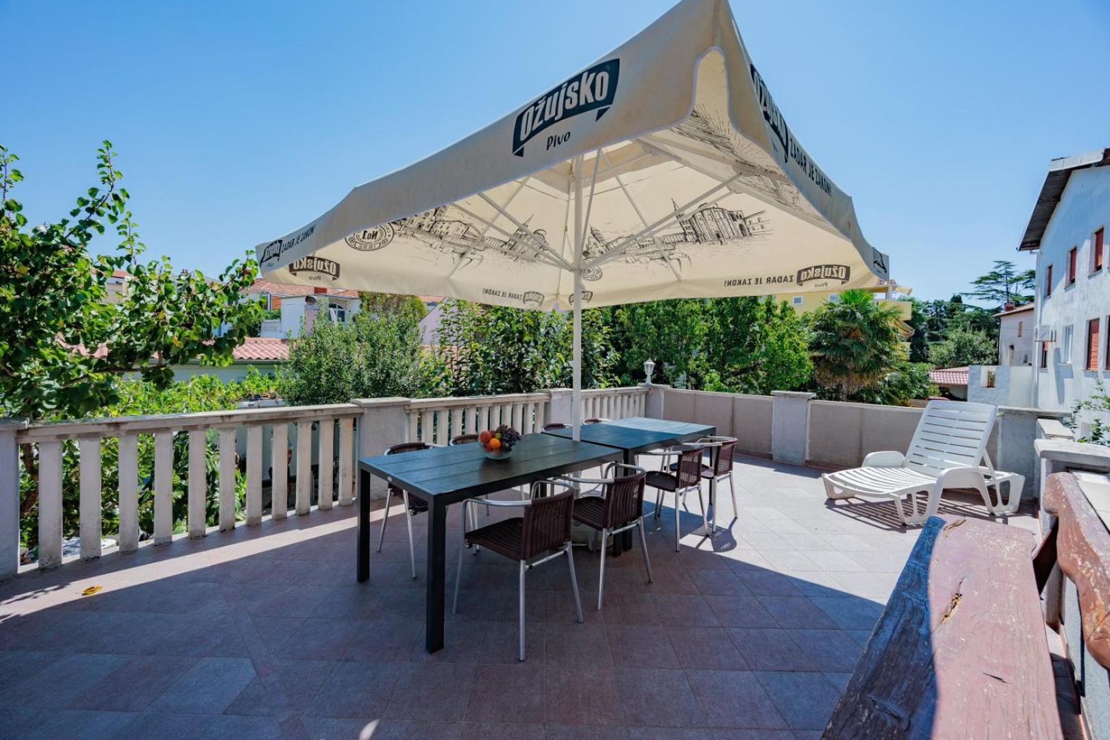 Crowonder Lucky Holiday House With Pool And Patio 30 Meters From The Beach Ζαντάρ Εξωτερικό φωτογραφία